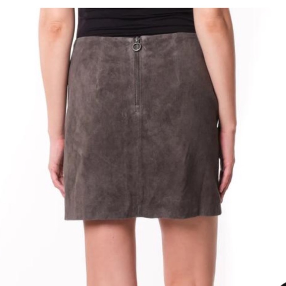 Blank NYC Suede Skirt. - Picture 2 of 11